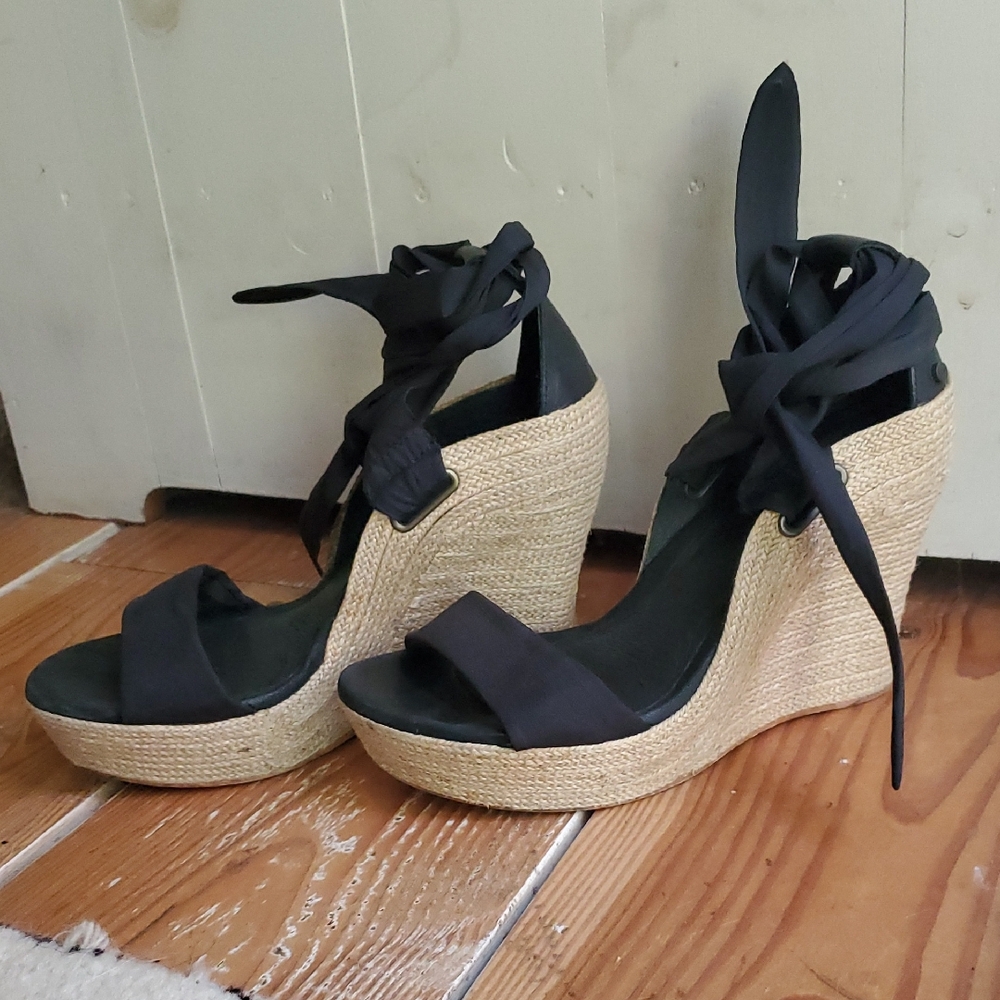 UGG Black and Tan Wedge Espadrille Sandals